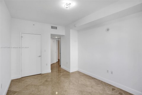 Condo in Aventura, Florida, 3 bedrooms  № 1402897 - photo 23