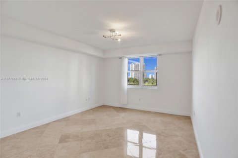 Copropriété à vendre à Aventura, Floride: 3 chambres, 156.82 m2 № 1402897 - photo 12