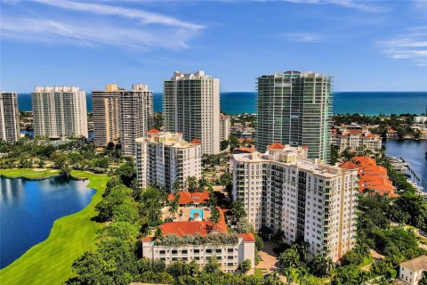 Condo in Aventura, Florida, 3 bedrooms  № 1402897 - photo 2