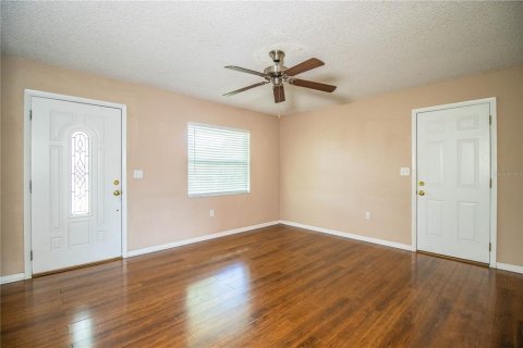 House in Lakeland, Florida 3 bedrooms, 93.92 sq.m. № 1422416 - photo 3