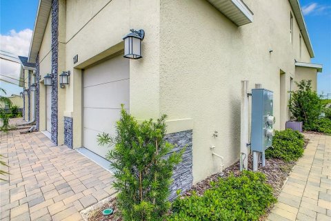 Condo in Davenport, Florida, 2 bedrooms  № 1245527 - photo 8