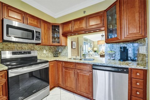 Condominio en venta en Pompano Beach, Florida, 2 dormitorios, 113.53 m2 № 1331096 - foto 10