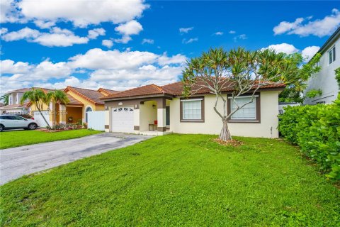 Villa ou maison à vendre à Hialeah, Floride: 3 chambres, 137.5 m2 № 1331801 - photo 14