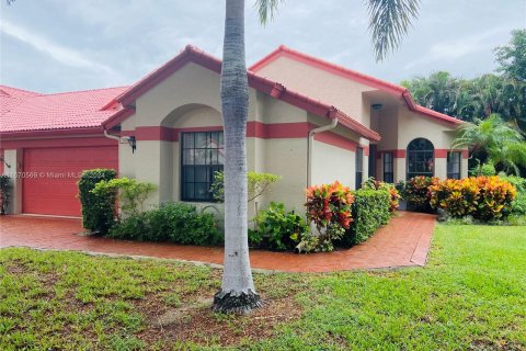 Townhouse in Delray Beach, Florida 3 bedrooms, 159.33 sq.m. № 1415375 - photo 2