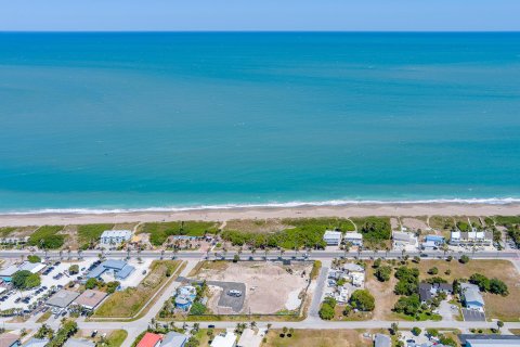 House in Hutchinson Island South, Florida 3 bedrooms, 336.4 sq.m. № 1079371 - photo 25