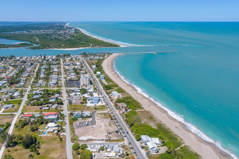 House in Hutchinson Island South, Florida 3 bedrooms, 336.4 sq.m. № 1079371 - photo 21