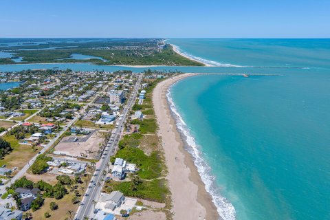 House in Hutchinson Island South, Florida 3 bedrooms, 336.4 sq.m. № 1079371 - photo 19