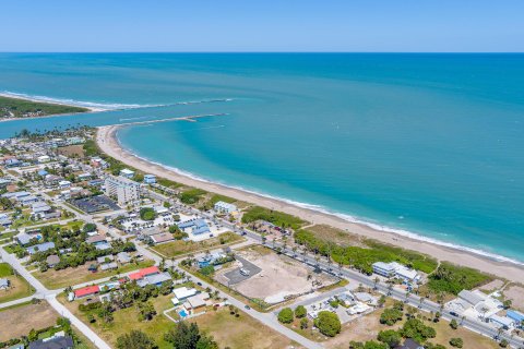 House in Hutchinson Island South, Florida 3 bedrooms, 336.4 sq.m. № 1079371 - photo 23