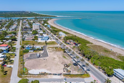 House in Hutchinson Island South, Florida 3 bedrooms, 336.4 sq.m. № 1079371 - photo 12