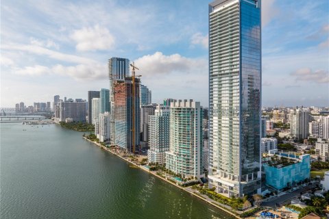 Copropriété à louer à Miami, Floride: 3 chambres, 219.99 m2 № 1226531 - photo 4