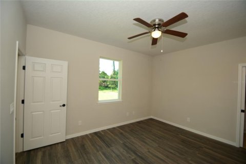 House in Palm Coast, Florida 3 bedrooms, 138.61 sq.m. № 1341087 - photo 15