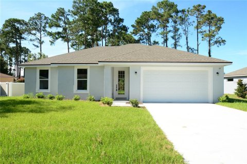 House in Palm Coast, Florida 3 bedrooms, 138.61 sq.m. № 1341087 - photo 1