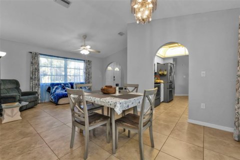 Casa en venta en Port Charlotte, Florida, 3 dormitorios, 174.01 m2 № 1394532 - foto 5