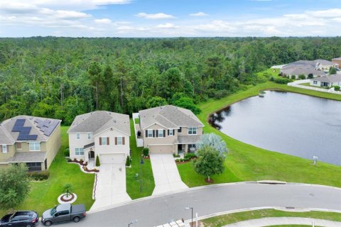 Villa ou maison à vendre à Davenport, Floride: 5 chambres, 250.46 m2 № 1335060 - photo 2