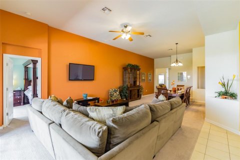 Villa ou maison à vendre à Kissimmee, Floride: 4 chambres, 174.47 m2 № 1335131 - photo 29