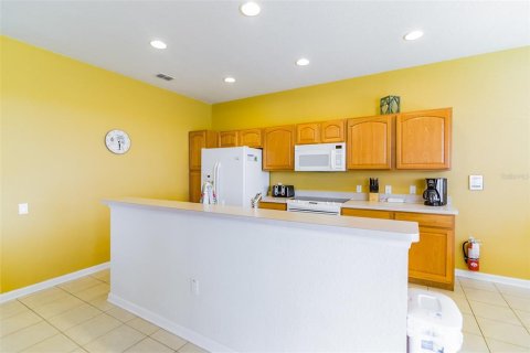 Casa en venta en Kissimmee, Florida, 4 dormitorios, 174.47 m2 № 1335131 - foto 3