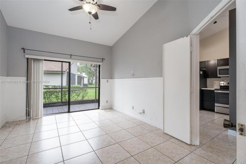 Townhouse in Plantation, Florida 2 bedrooms, 98.66 sq.m. № 1058476 - photo 14