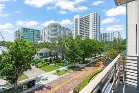 Condo in Orlando, Florida, 2 bedrooms  № 1268629 - photo 29