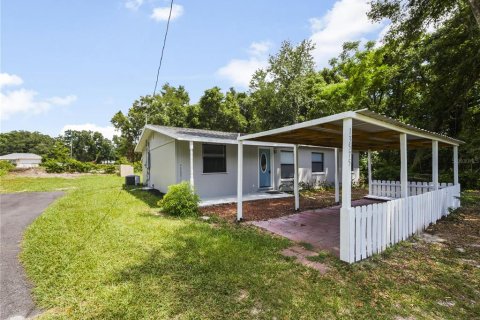 House in Belleview, Florida 4 bedrooms, 107.02 sq.m. № 1344367 - photo 2