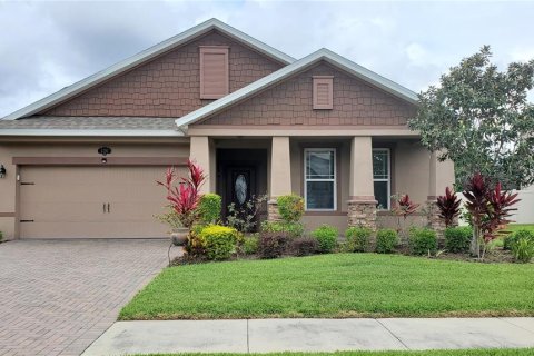 House in Lutz, Florida 4 bedrooms, 236.53 sq.m. № 1167182 - photo 1