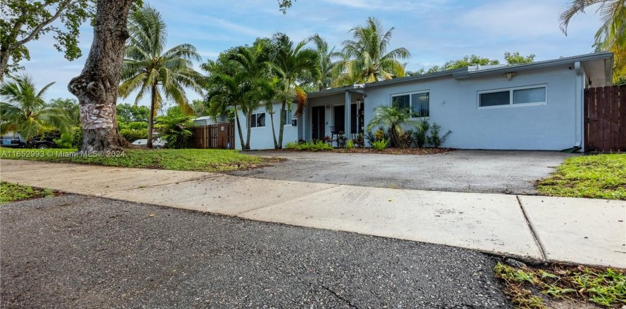 Villa ou maison à Fort Lauderdale, Floride 3 chambres, 147.99 m2 № 1348134