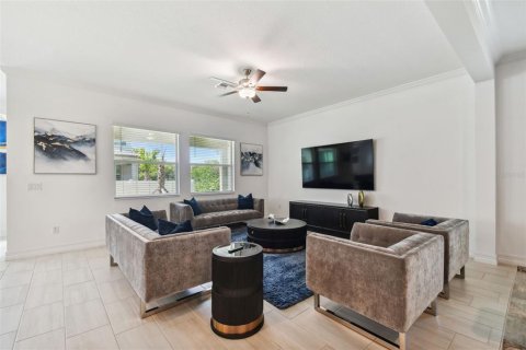 Casa en venta en Tampa, Florida, 5 dormitorios, 337.79 m2 № 1347053 - foto 13