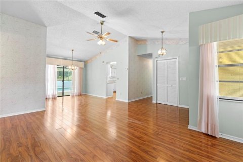 Casa en venta en Spring Hill, Florida, 2 dormitorios, 137.59 m2 № 1347298 - foto 12