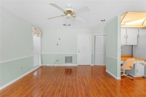 House in Spring Hill, Florida 2 bedrooms, 137.59 sq.m. № 1347298 - photo 25