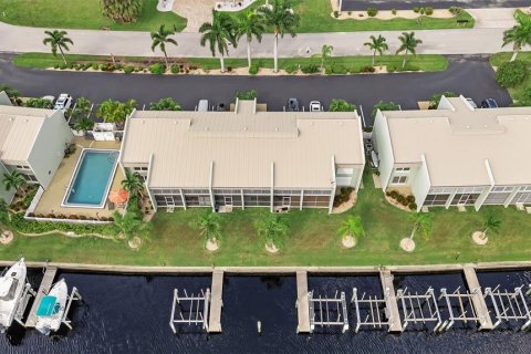 Copropriété à vendre à Punta Gorda, Floride: 2 chambres, 97.55 m2 № 1347207 - photo 30