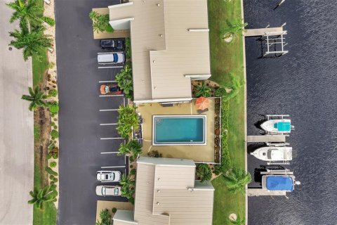 Copropriété à vendre à Punta Gorda, Floride: 2 chambres, 97.55 m2 № 1347207 - photo 29