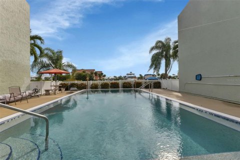 Condo in Punta Gorda, Florida, 2 bedrooms  № 1347207 - photo 19