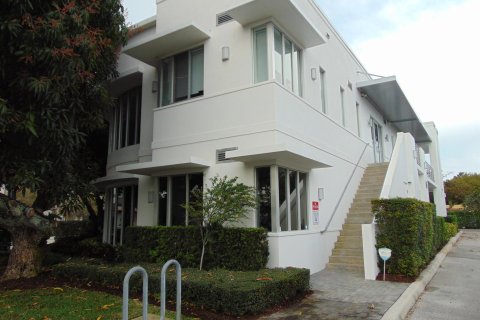 Купить коммерческую недвижимость в Делрей-Бич, Флорида № 1058936 - фото 4