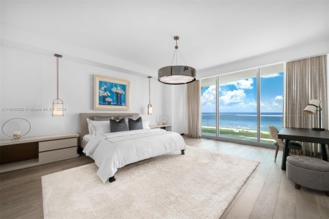 Condominio en venta en Surfside, Florida, 4 dormitorios, 531.4 m2 № 1231914 - foto 15