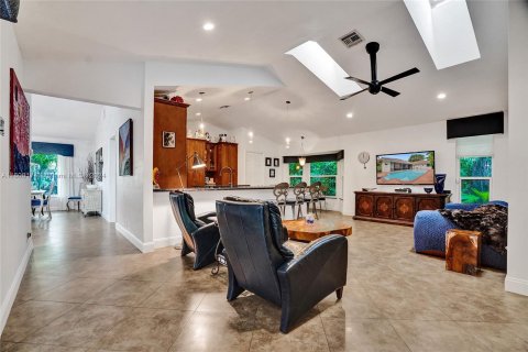 Casa en venta en Coral Springs, Florida, 5 dormitorios, 248.79 m2 № 1231916 - foto 27