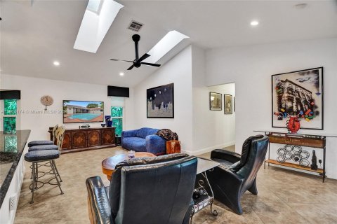 Casa en venta en Coral Springs, Florida, 5 dormitorios, 248.79 m2 № 1231916 - foto 25