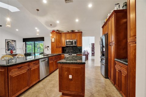 Villa ou maison à vendre à Coral Springs, Floride: 5 chambres, 248.79 m2 № 1231916 - photo 18