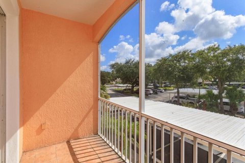 Condo in Orlando, Florida, 3 bedrooms  № 1320485 - photo 21