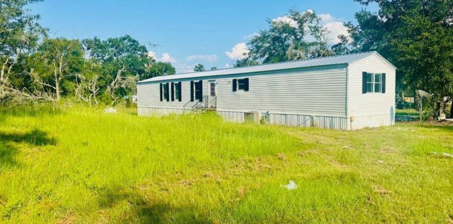 Duplex in Lake City, Florida 3 bedrooms, 111.48 sq.m. № 1320520