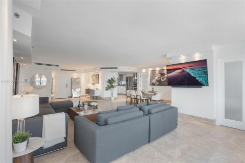 Condominio en venta en Miami Beach, Florida, 4 dormitorios, 167.22 m2 № 1040066 - foto 23