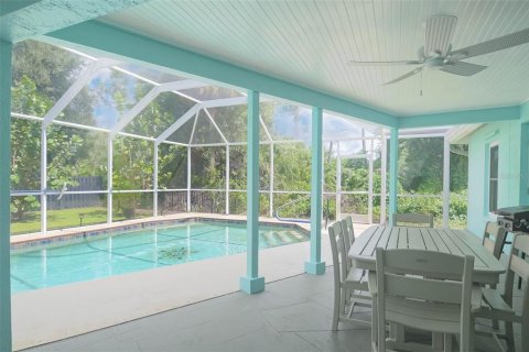 House in Port Charlotte, Florida 3 bedrooms, 140.56 sq.m. № 1389172 - photo 24