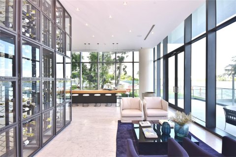 Condominio en venta en Miami, Florida, 3 dormitorios, 141.77 m2 № 1412046 - foto 17