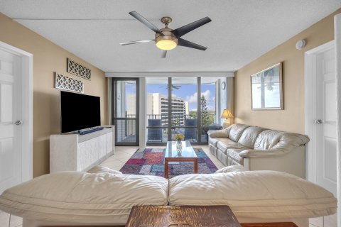 Condominio en venta en North Palm Beach, Florida, 2 dormitorios, 106.19 m2 № 1168672 - foto 26