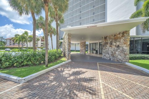 Condominio en venta en North Palm Beach, Florida, 2 dormitorios, 106.19 m2 № 1168672 - foto 1