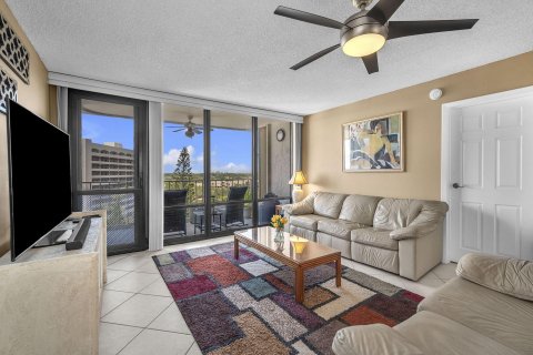 Condominio en venta en North Palm Beach, Florida, 2 dormitorios, 106.19 m2 № 1168672 - foto 25