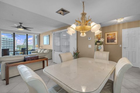 Condominio en venta en North Palm Beach, Florida, 2 dormitorios, 106.19 m2 № 1168672 - foto 19