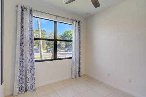 Casa en venta en Jupiter, Florida, 4 dormitorios, 158.86 m2 № 1071311 - foto 10