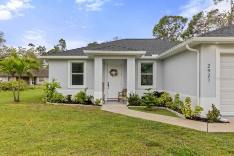 Villa ou maison à vendre à North Port, Floride: 3 chambres, 139.17 m2 № 1056164 - photo 2