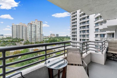 Condominio en venta en Aventura, Florida, 3 dormitorios, 118.08 m2 № 1067706 - foto 9