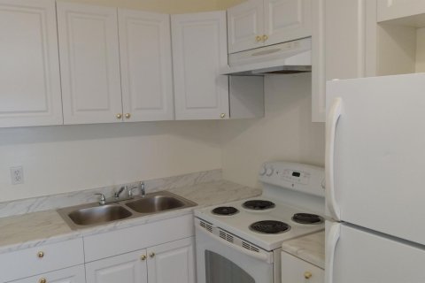 Condo in West Palm Beach, Florida, 2 bedrooms  № 1045488 - photo 15