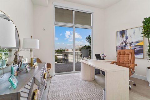 Condo in Miami Beach, Florida, 3 bedrooms  № 1239175 - photo 25